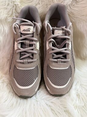 Avia Kids Grey Mesh and Suede Athletic Sneakers